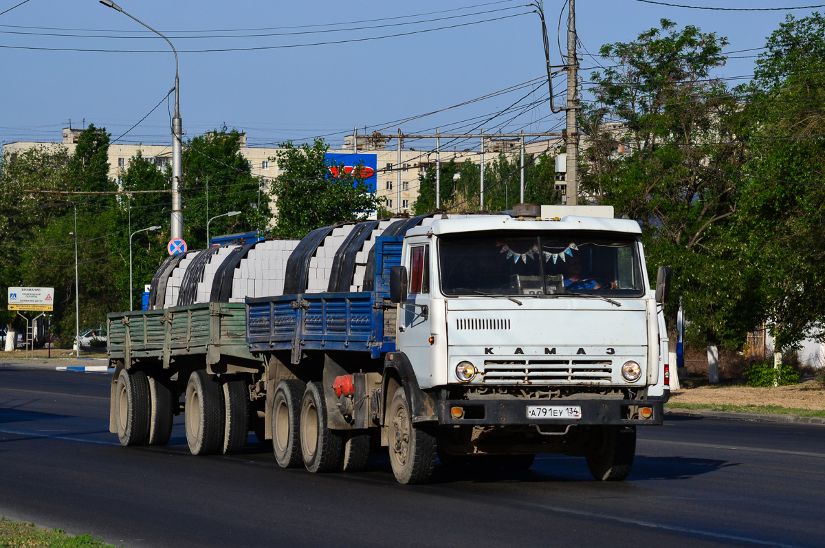 Волгоградская область, № А 791 ЕУ 134 — КамАЗ-53208