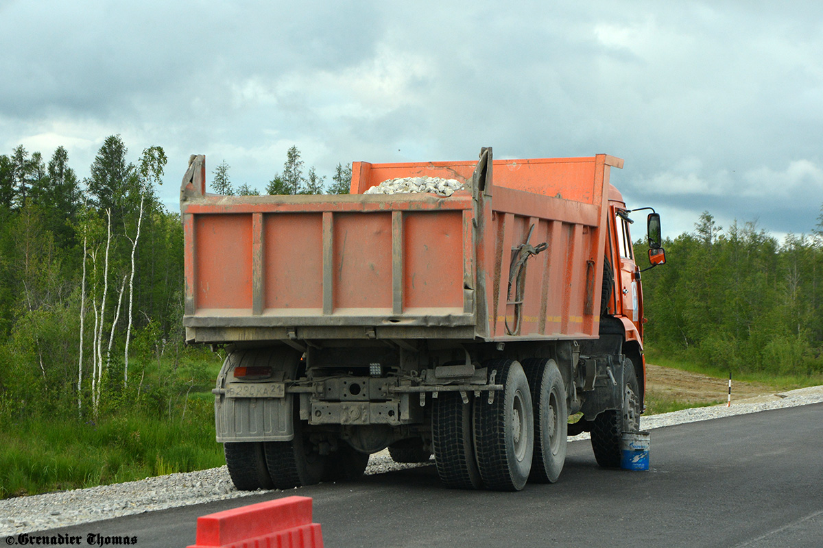 Чувашия, № В 290 КА 21 — КамАЗ-6520-06 [65200F]