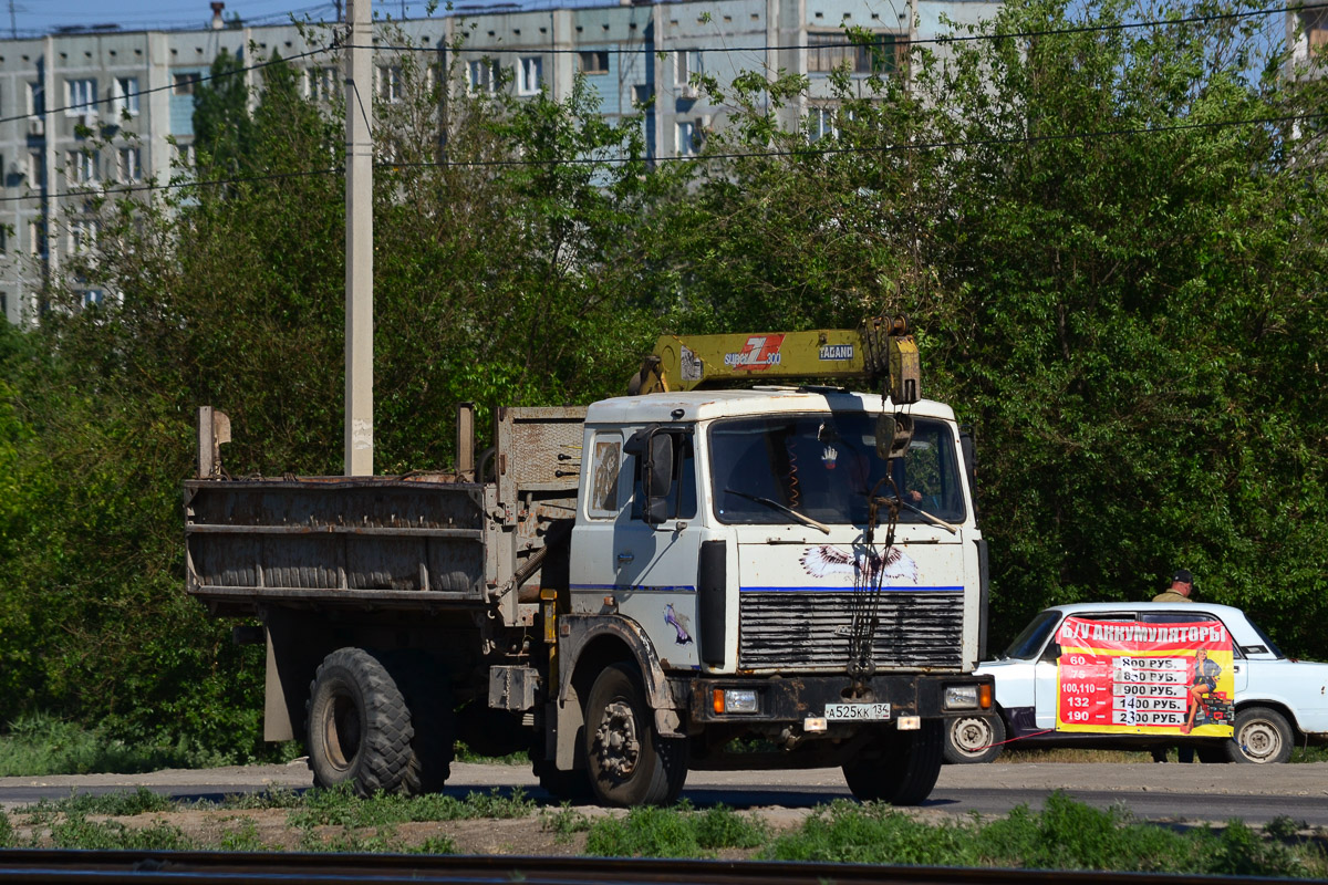 Волгоградская область, № А 525 КК 134 — МАЗ-53371