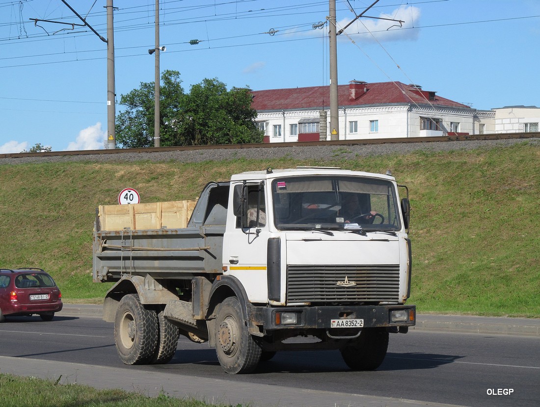 Витебская область, № АА 8352-2 — МАЗ-5551 (общая модель)