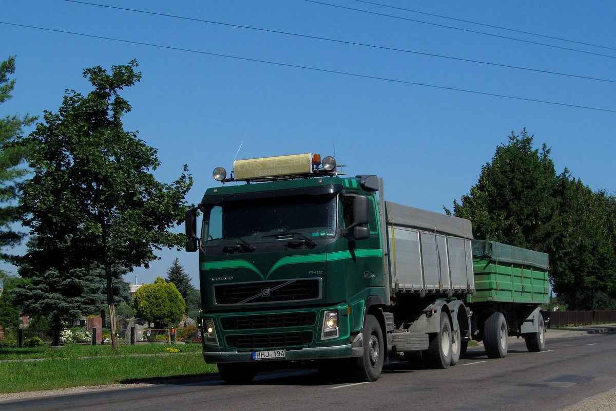 Литва, № HHJ 194 — Volvo ('2002) FH12.420