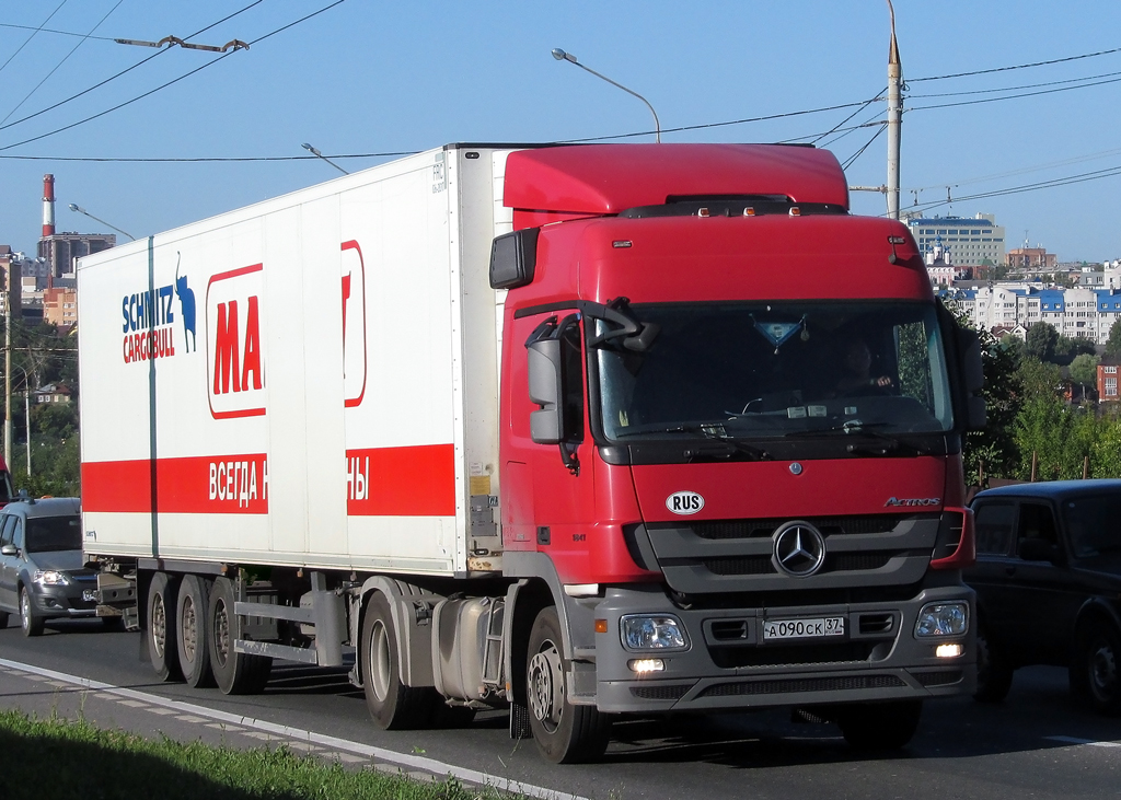 Тульская область, № А 090 СК 37 — Mercedes-Benz Actros ('2009) 1841