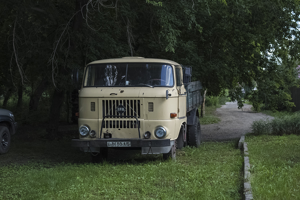 Алтайский край, № Ш 8680 АБ — IFA W50L