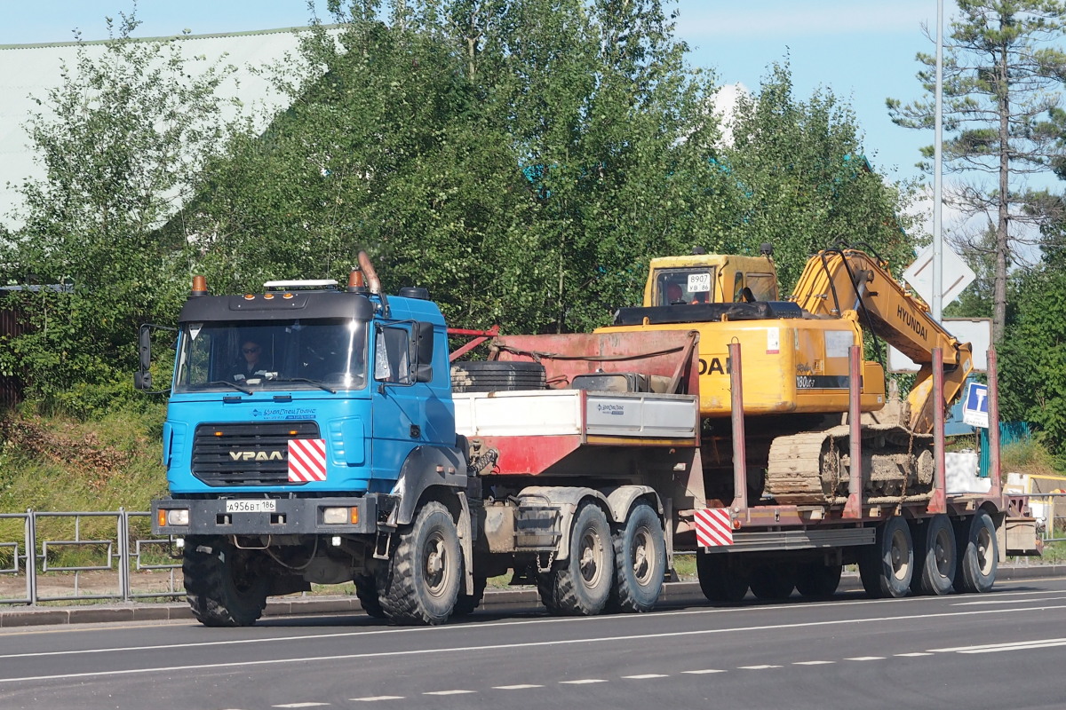 Ханты-Мансийский автоном.округ, № А 956 ВТ 186 — Урал-44202-82