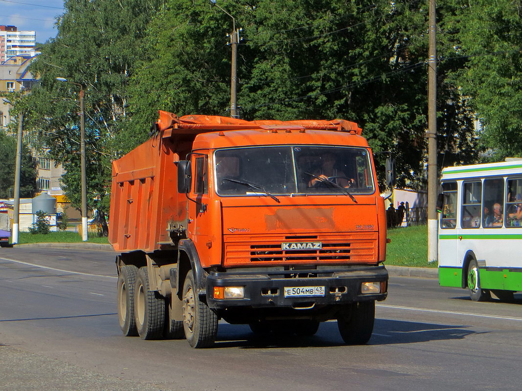 Кировская область, № Е 504 МВ 43 — КамАЗ-65115 [651150]