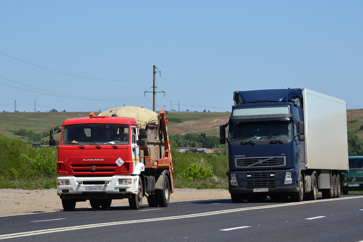 Дагестан, № Н 511 ТС 05 — Volvo ('2002) FH12.440