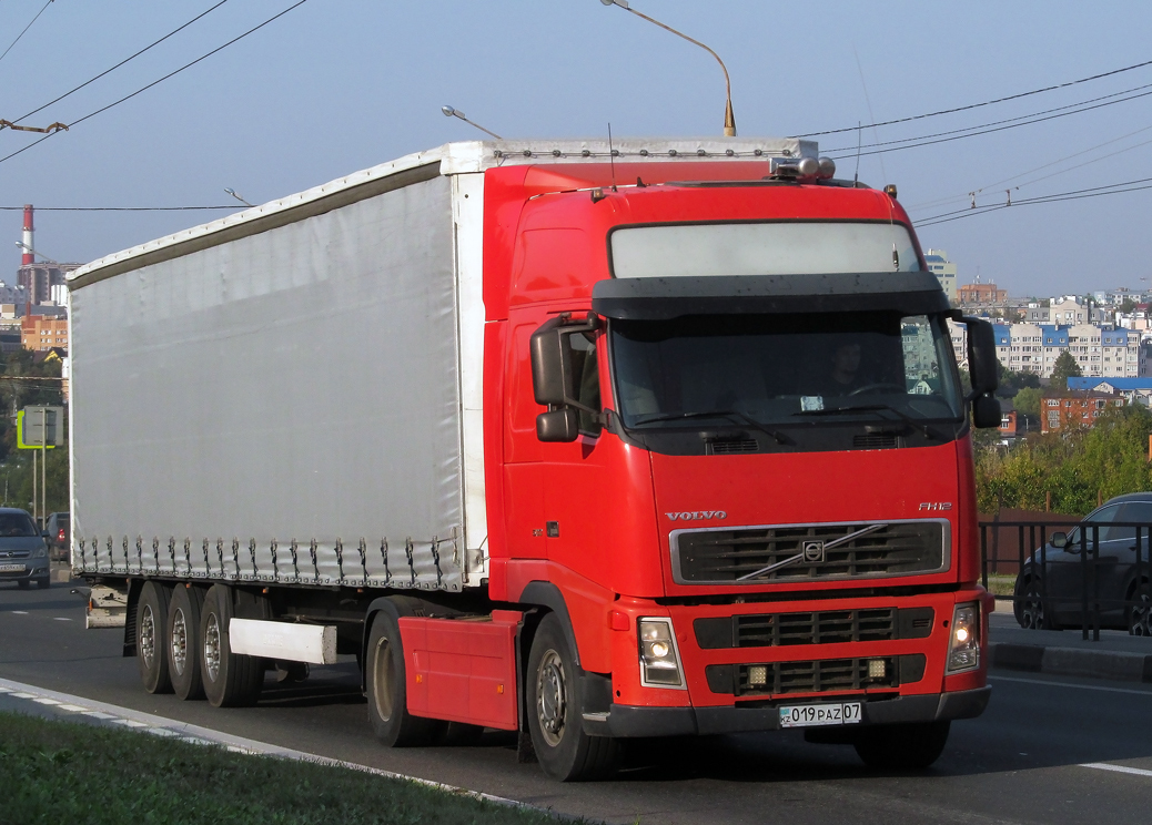 Западно-Казахстанская область, № 019 PAZ 07 — Volvo ('2002) FH12.400