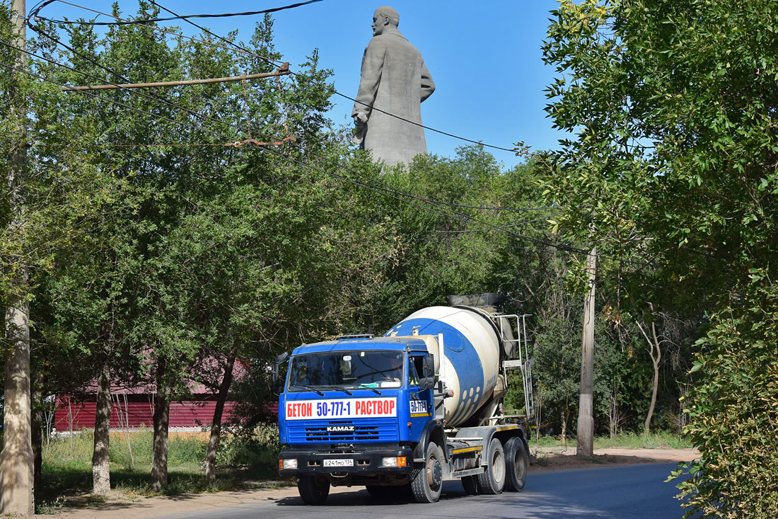 Волгоградская область, № Е 241 МО 134 — КамАЗ-65115 (общая модель)