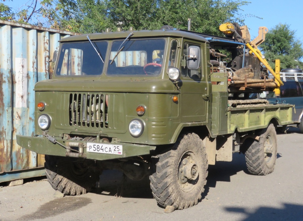 Приморский край, № Р 584 СА 25 — ГАЗ-66 (общая модель)