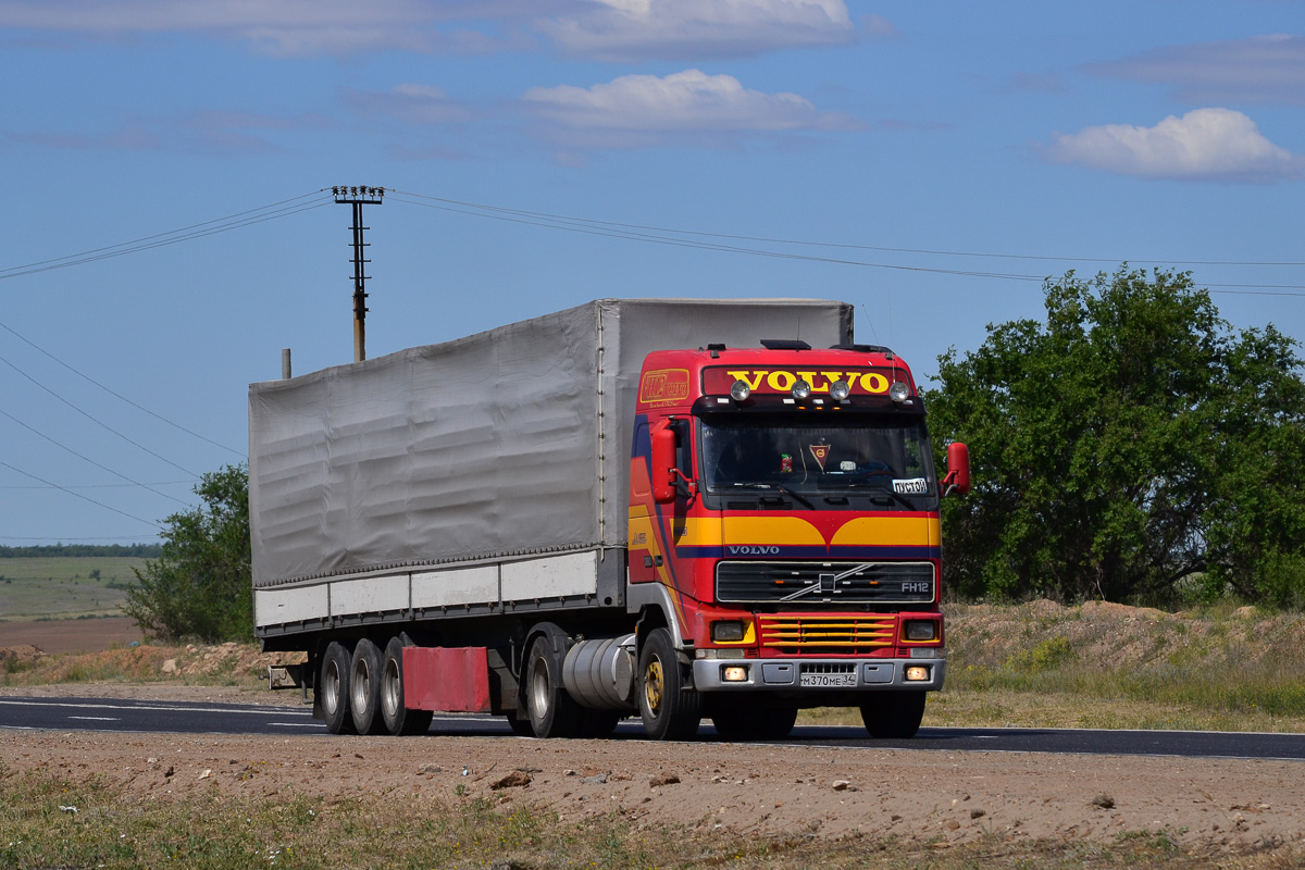 Волгоградская область, № М 370 МЕ 34 — Volvo ('1993) FH12.380