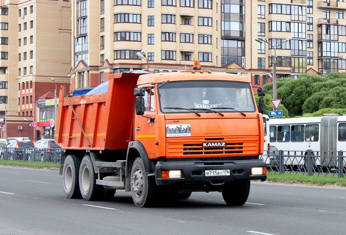 Псковская область, № В 715 ВО 178 — КамАЗ-65115-62