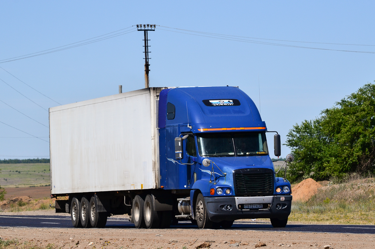 Ставропольский край, № Т 672 ТА 26 — Freightliner Century Class