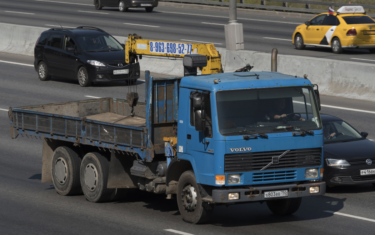 Московская область, № Х 803 ВВ 750 — Volvo FL10