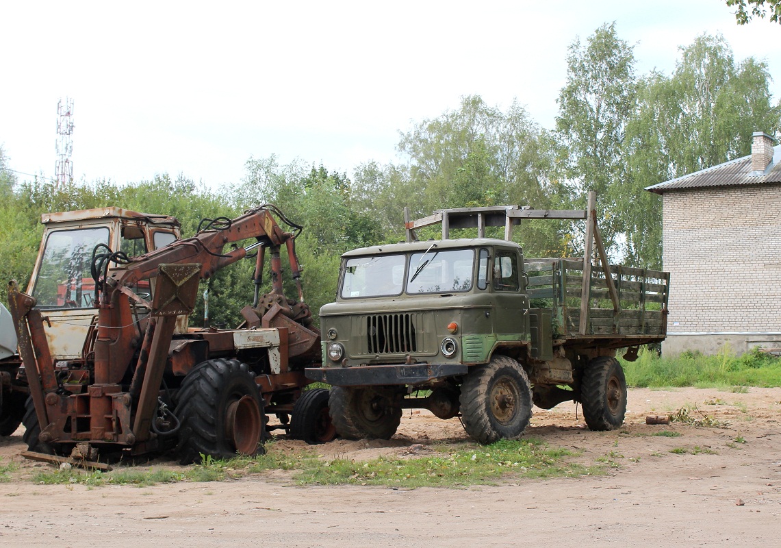 Псковская область, № (60) Б/Н 0011 — ГАЗ-66 (общая модель); Псковская область — Автомобили без номеров; Псковская область — Разные фотографии