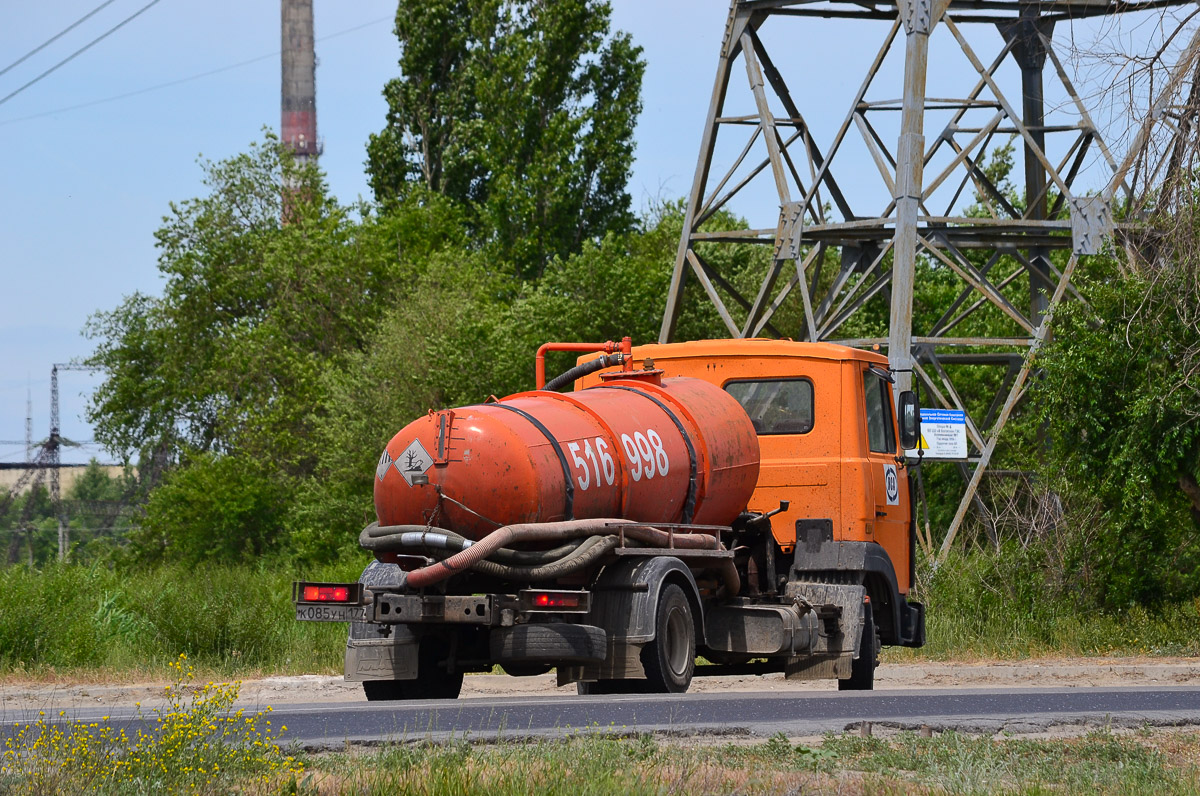 Волгоградская область, № К 085 УН 177 — МАЗ-437041