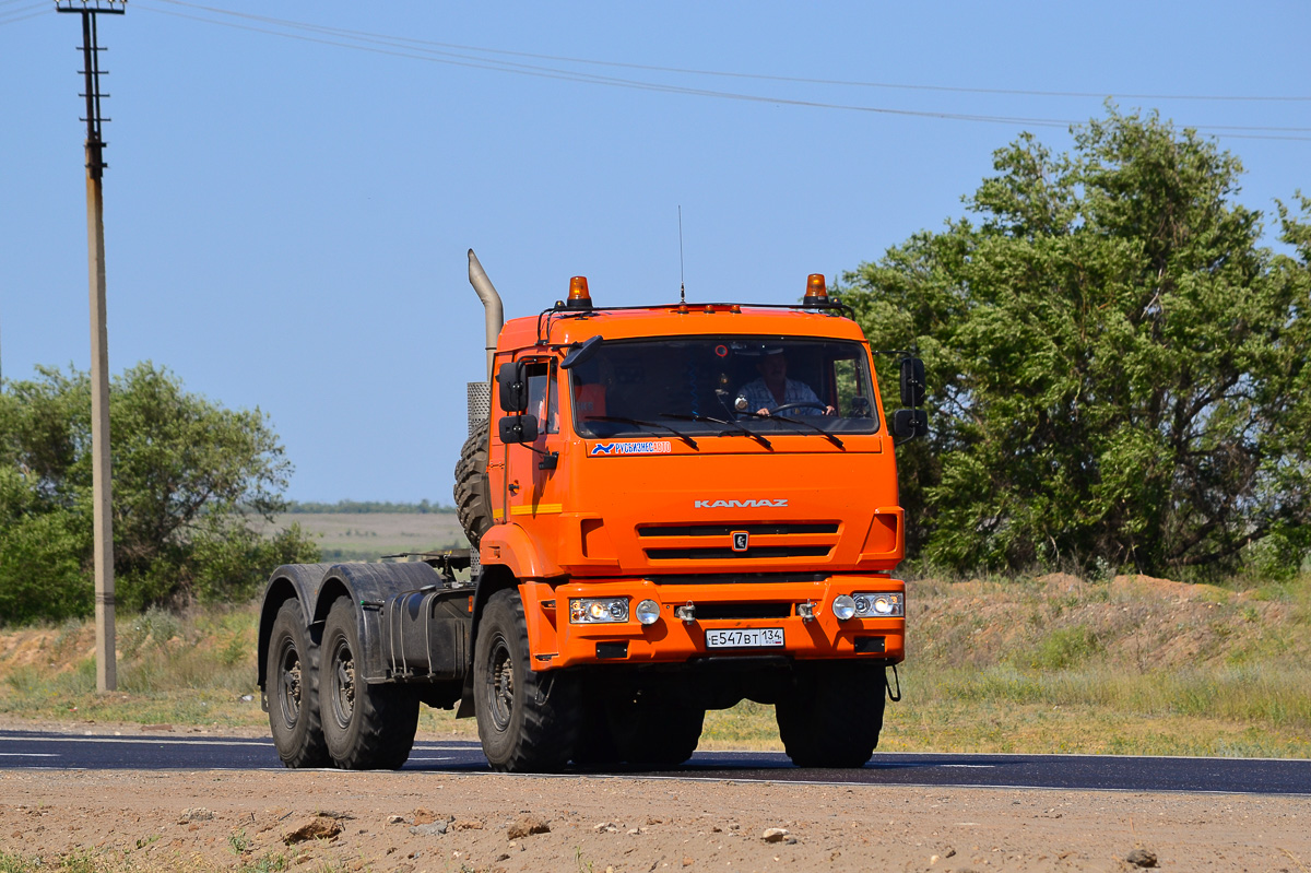 Волгоградская область, № Е 547 ВТ 134 — КамАЗ-53504-46