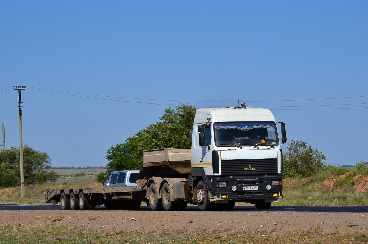 Волгоградская область, № В 802 ЕК 178 — МАЗ-6430A8