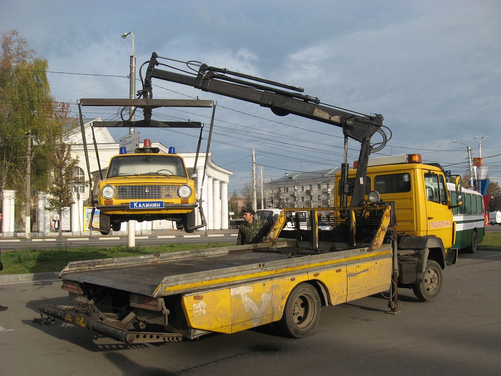 Тверская область, № О 412 РТ 69 — Mercedes-Benz LK 817