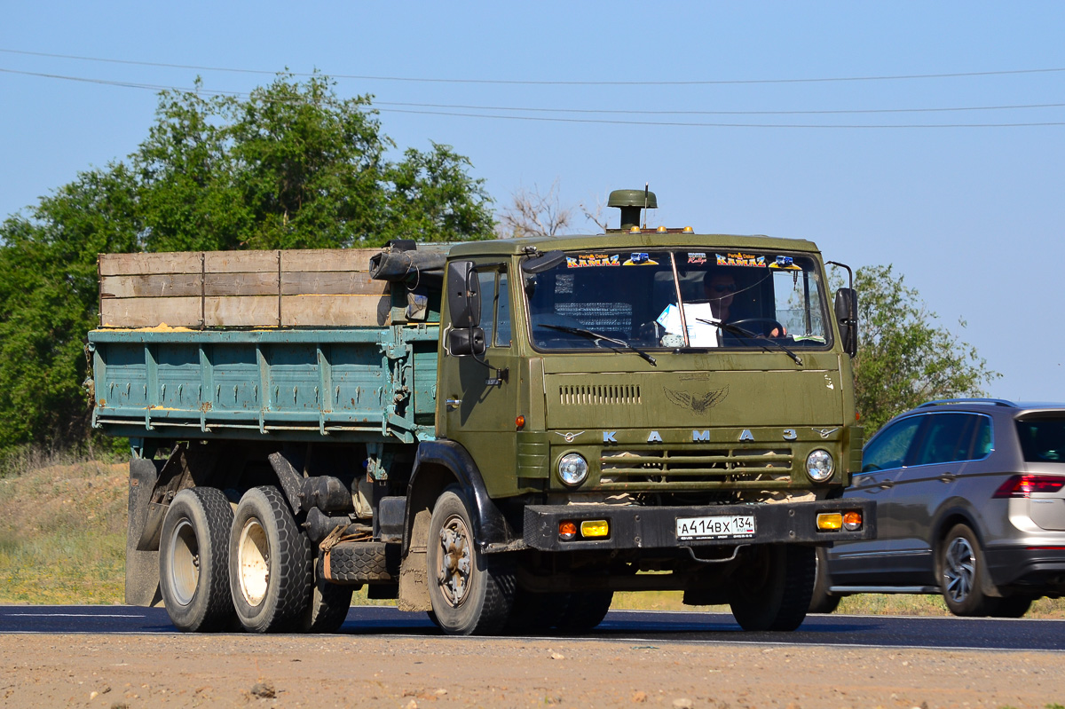 Волгоградская область, № А 414 ВХ 134 — КамАЗ-5320