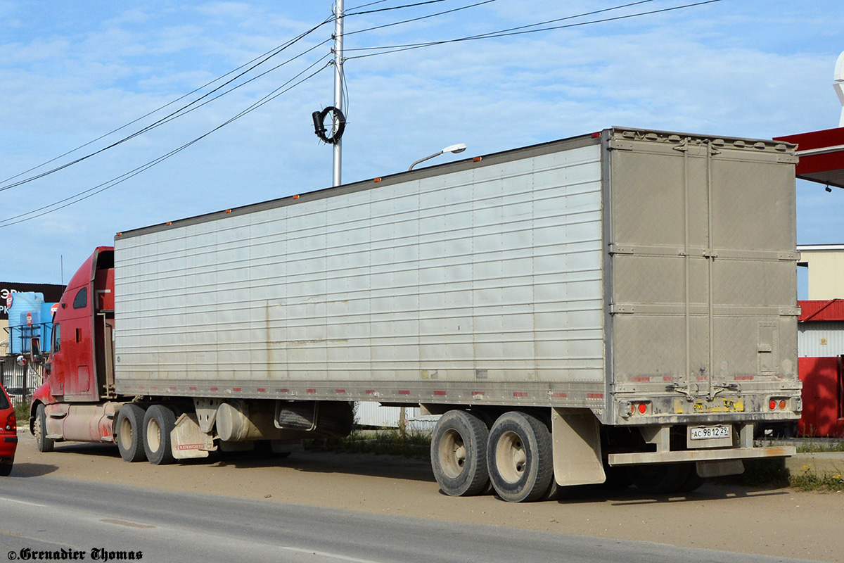 Хабаровский край, № Н 515 ВО 27 — Kenworth T2000