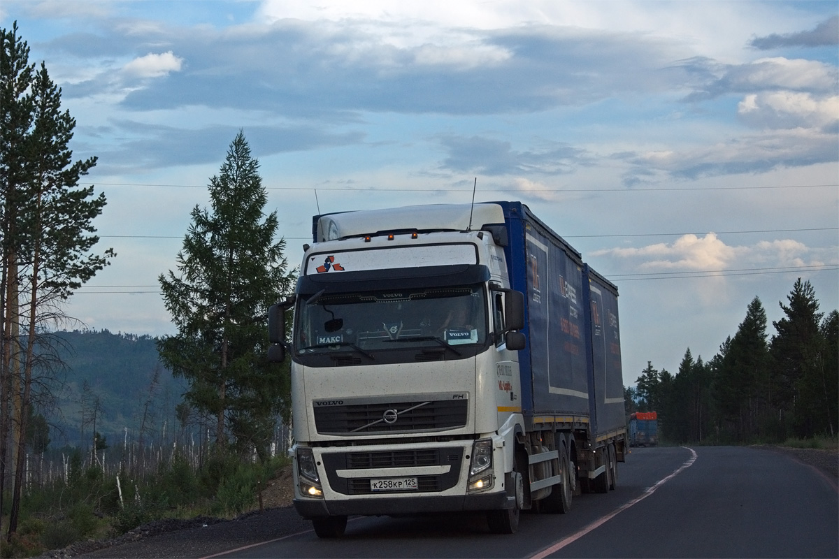 Приморский край, № К 258 КР 125 — Volvo ('2008) FH-Series