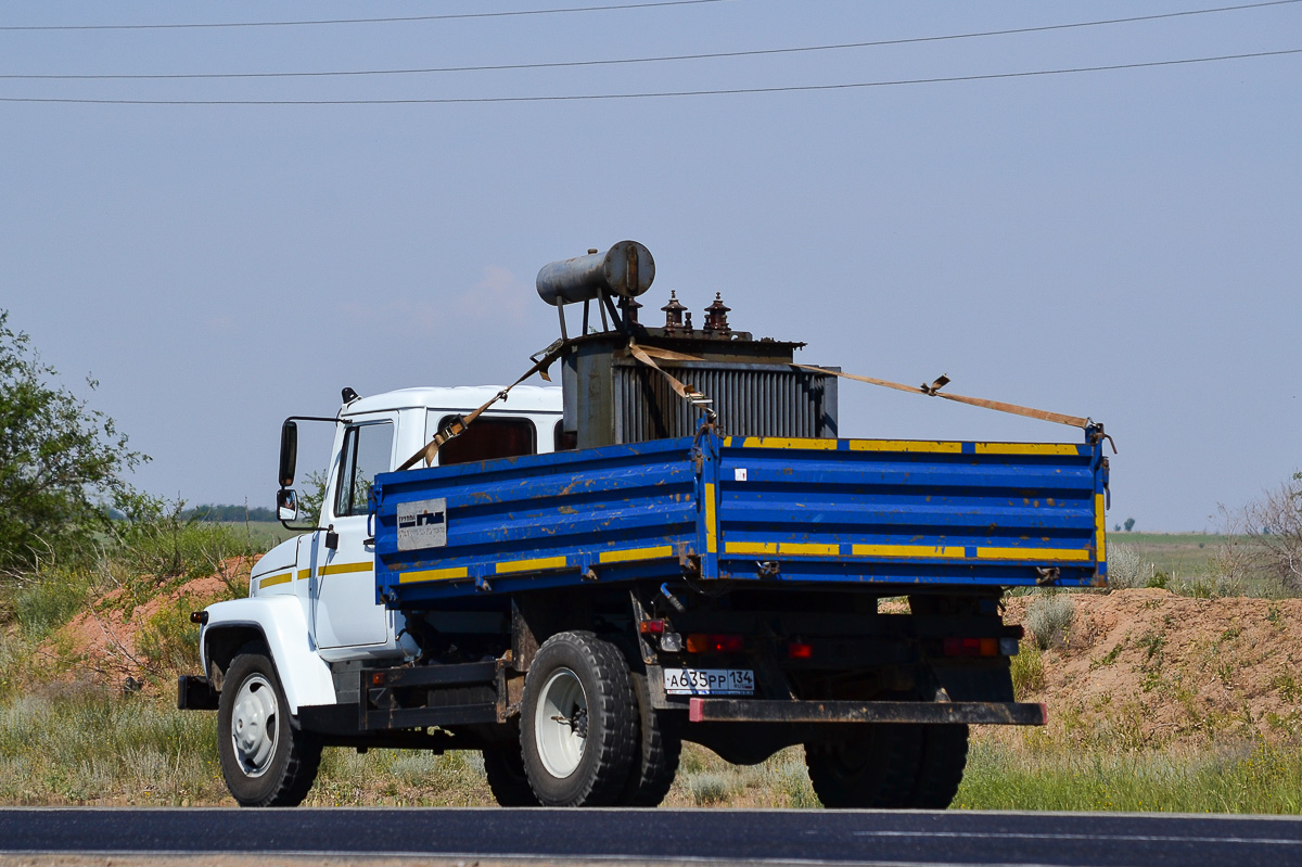 Волгоградская область, № А 635 РР 134 — ГАЗ-3309