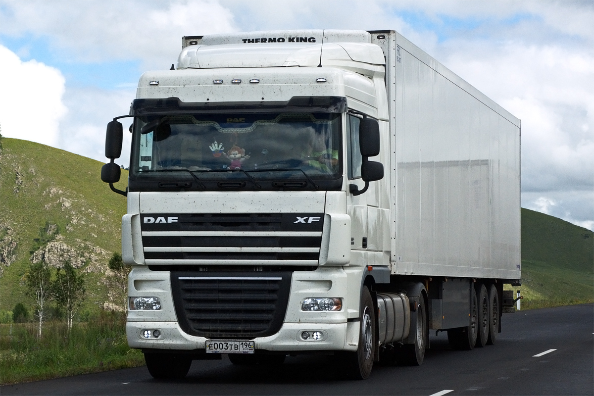 Свердловская область, № Е 003 ТВ 196 — DAF XF105 FT