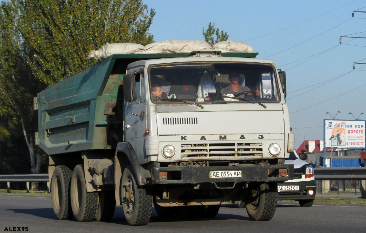 Днепропетровская область, № АЕ 0954 АР — КамАЗ-55111 [551110]