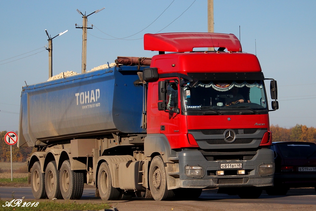 Липецкая область, № О 811 ВТ 48 — Mercedes-Benz Axor 1840