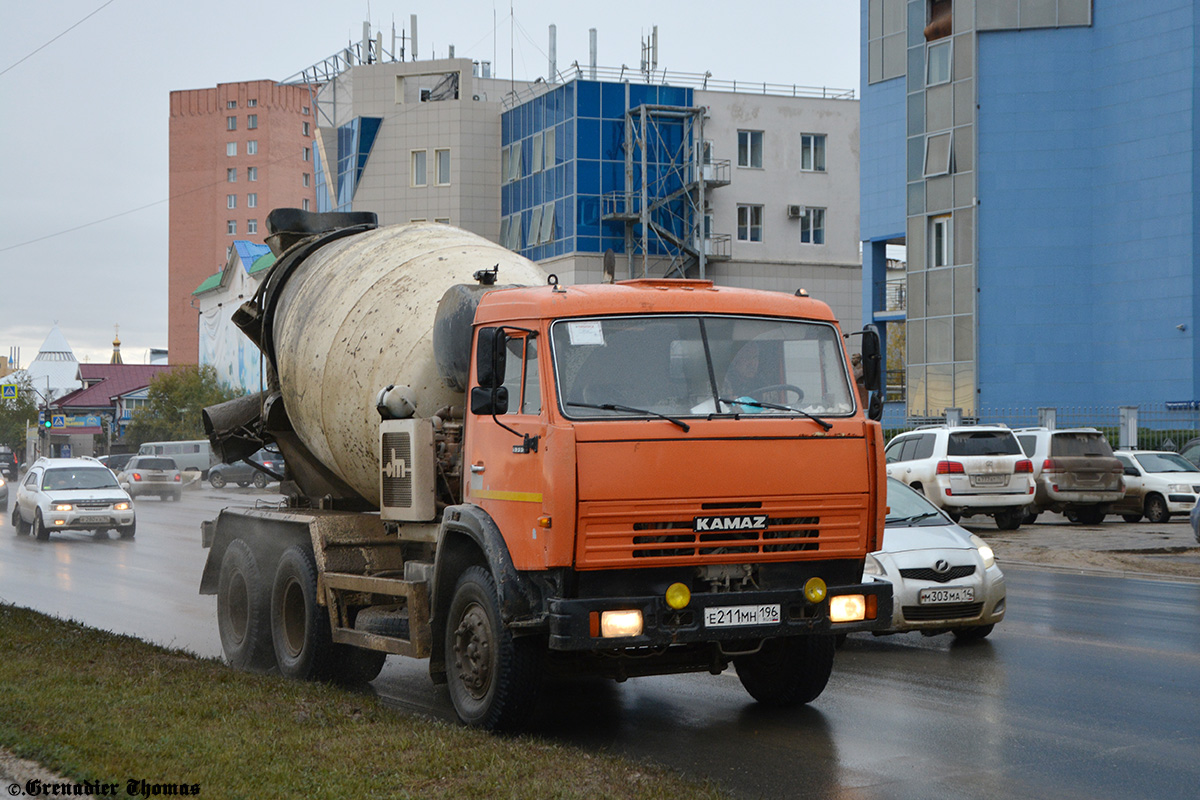 Саха (Якутия), № Е 211 МН 196 — КамАЗ-53229-15 [53229R]