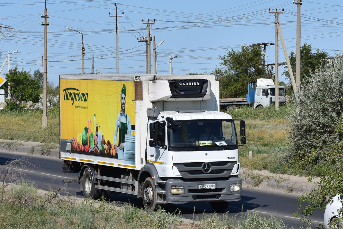 Волгоградская область, № А 590 РА 134 — Mercedes-Benz Axor 1823