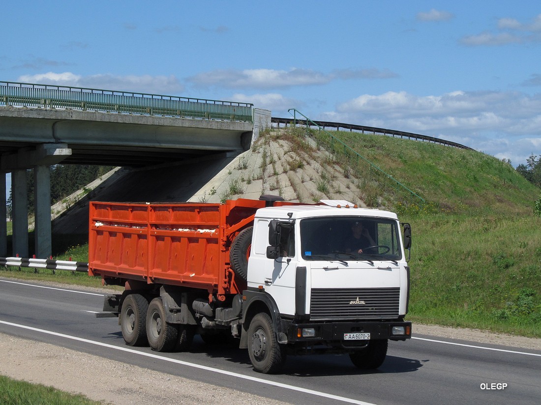 Витебская область, № АА 6070-2 — МАЗ-5516 (общая модель)