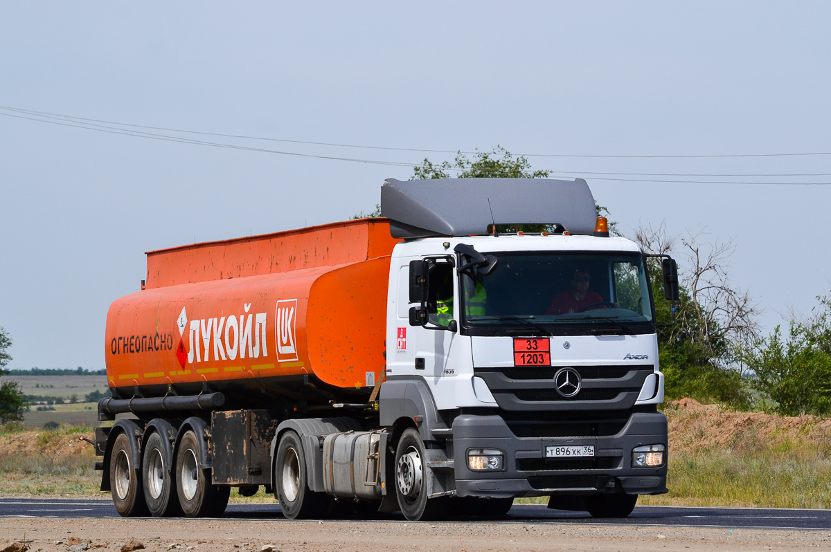 Воронежская область, № Т 896 ХК 36 — Mercedes-Benz Axor 1836 [Z9M]