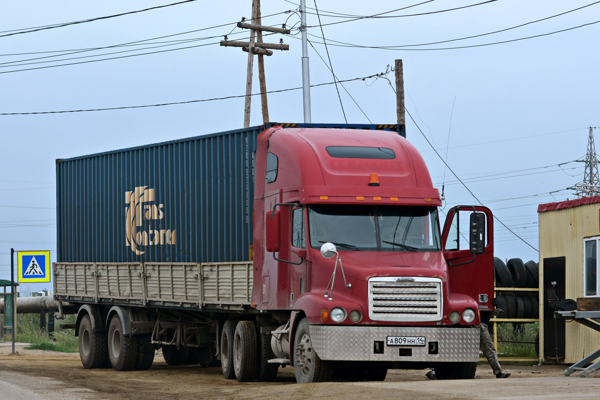 Саха (Якутия), № А 809 НН 14 — Freightliner Century Class