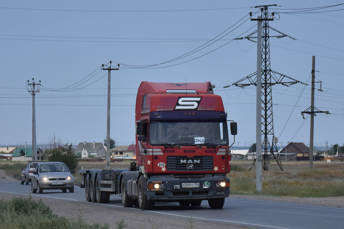 Волгоградская область, № В 568 ОС 134 — MAN F2000 19.414