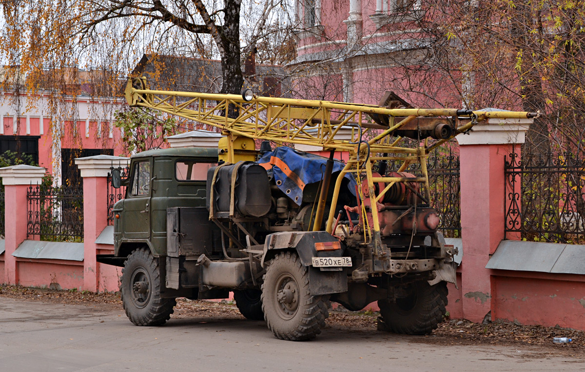 Калужская область, № В 520 ХЕ 78 — ГАЗ-66-31