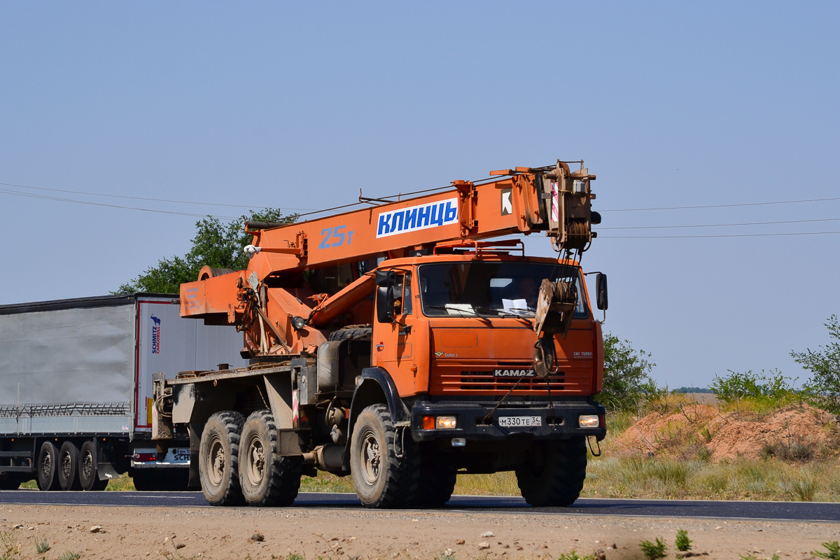 Волгоградская область, № М 330 ТЕ 34 — КамАЗ-43118-15 [43118R]