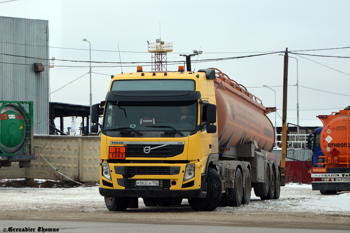 Саха (Якутия), № Р 062 СК 102 — Volvo ('2010) FM-Series