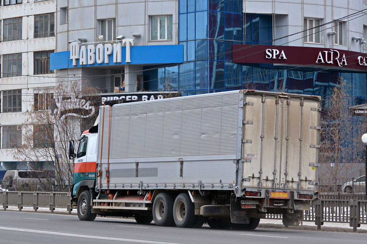 Приморский край, № Р 826 ЕО 125 — Volvo ('1993) FH12.380