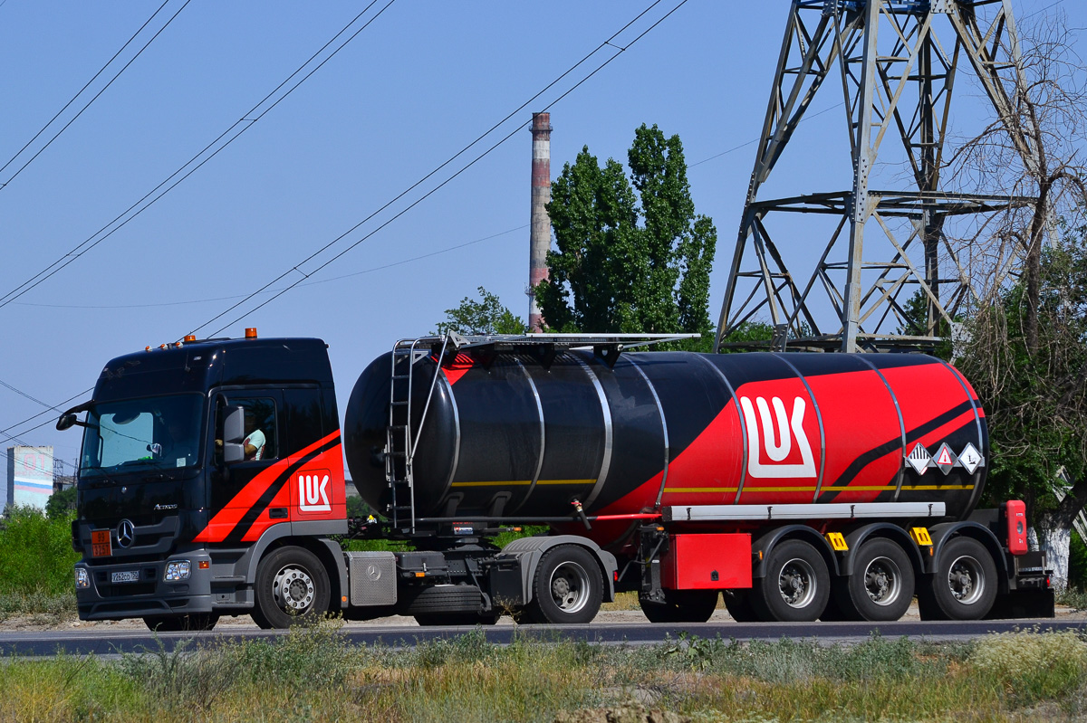 Волгоградская область, № Х 262 СО 750 — Mercedes-Benz Actros ('2009) 1844