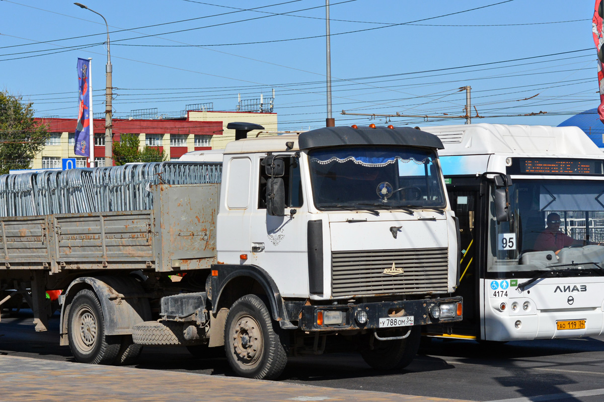 Волгоградская область, № 344 — МАЗ-543203