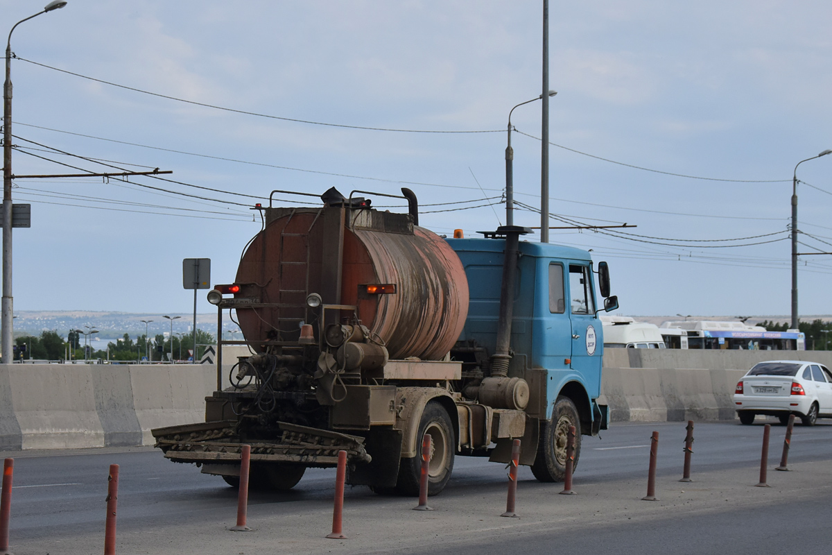 Волгоградская область, № С 794 РВ 34 — МАЗ-54323