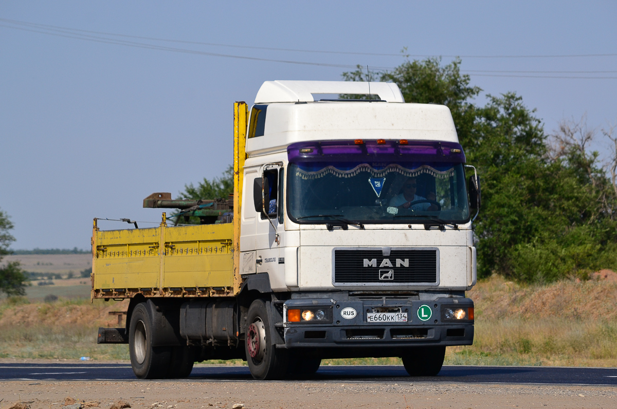 Волгоградская область, № Е 660 КК 134 — MAN F90 19.372