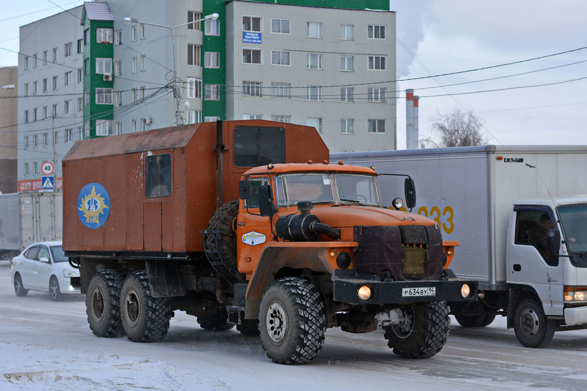 Саха (Якутия), № Р 634 ВУ 14 — Урал-4320-40