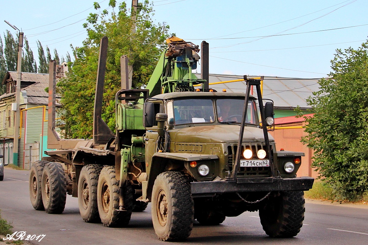 Рязанская область, № Т 714 СН 62 — Урал-4320 / 5557 (общая модель)