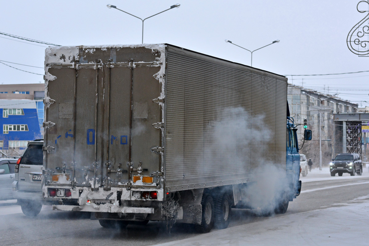 Приморский край, № Т 266 МО 125 — Hino FW