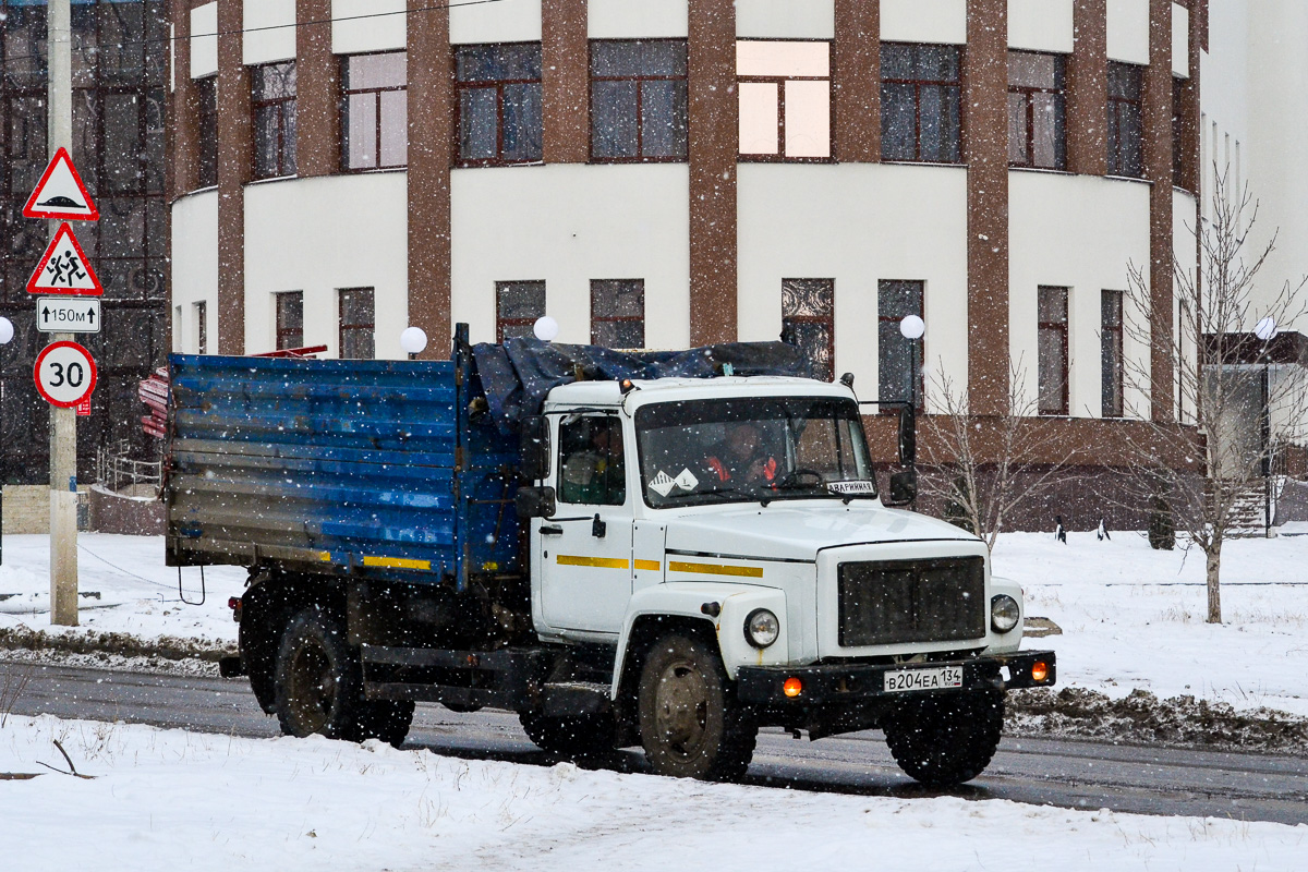 Волгоградская область, № В 204 ЕА 134 — ГАЗ-3309