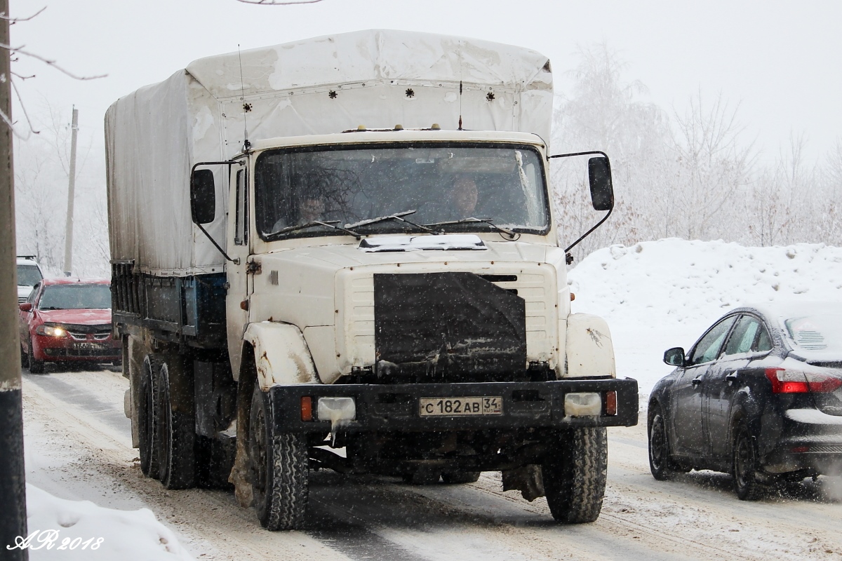 Волгоградская область, № С 182 АВ 34 — ЗИЛ-133ГЯ