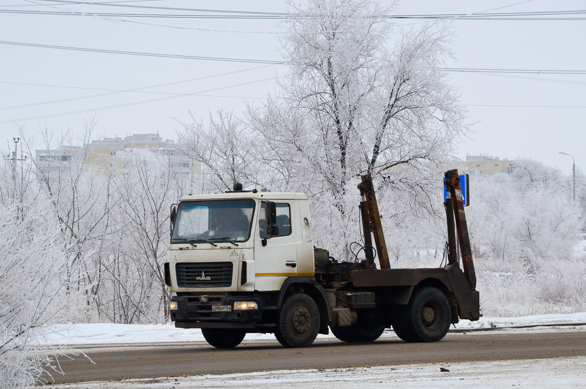 Волгоградская область, № А 099 НТ 134 — МАЗ-5550B2