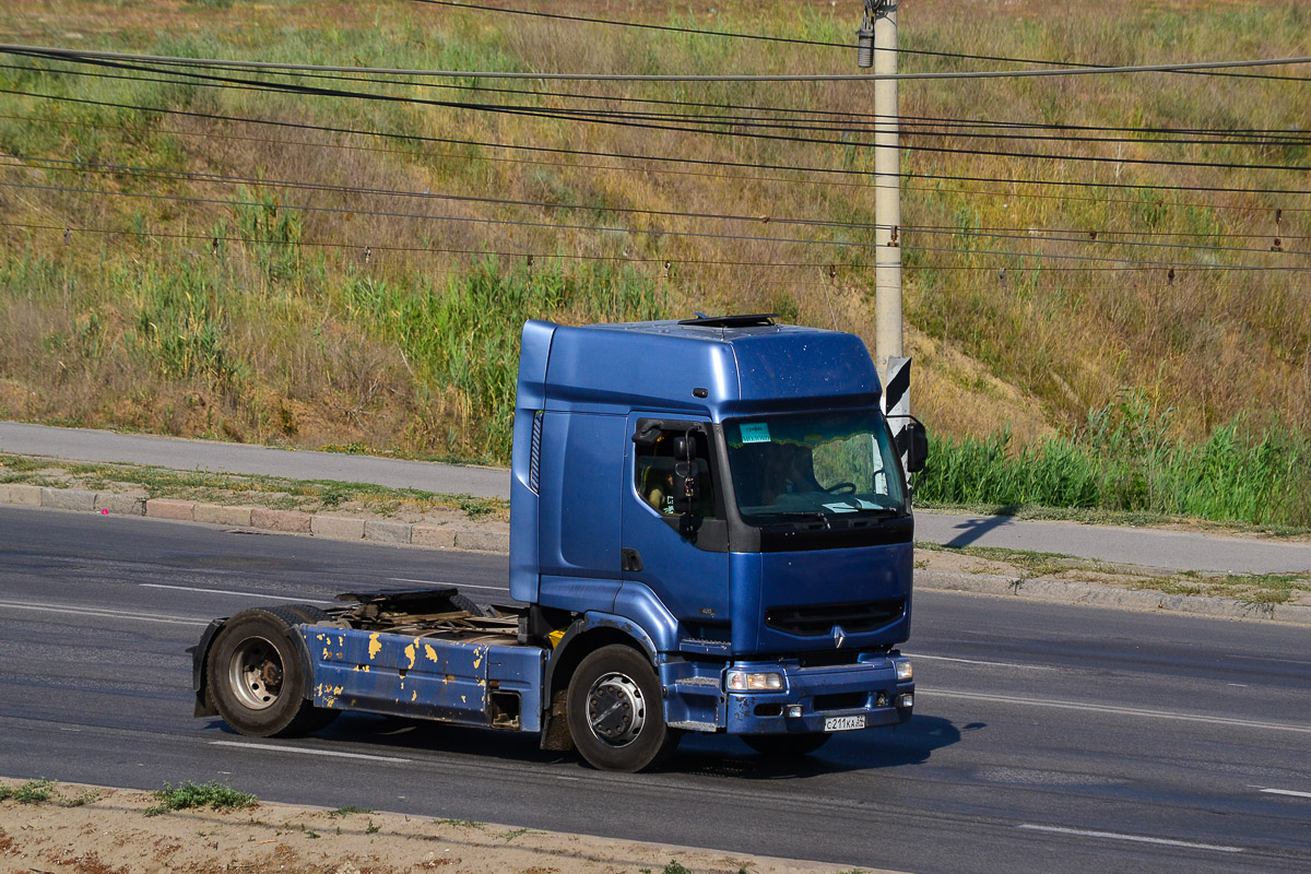 Волгоградская область, № С 211 КА 34 — Renault Premium ('1996)